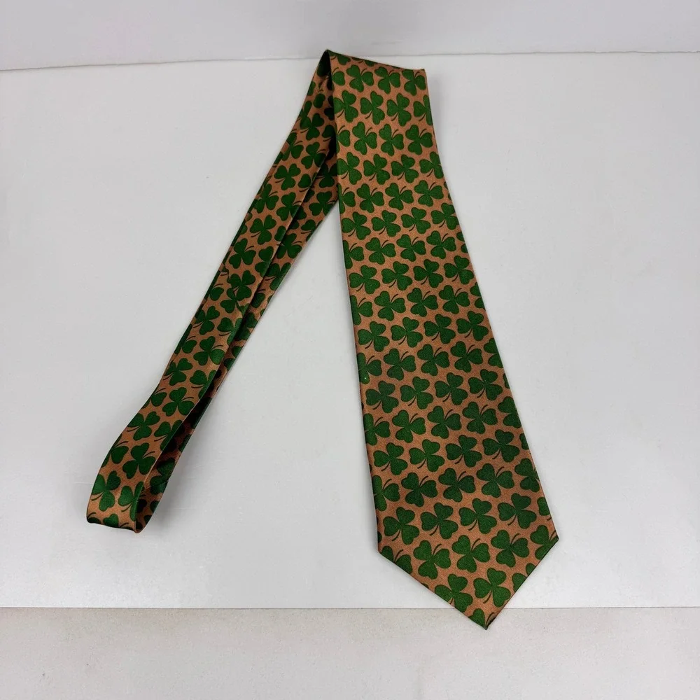 Irish St Patrick Pattys Day Green Clover Tan Gold Neck Tie Novelty Polyester